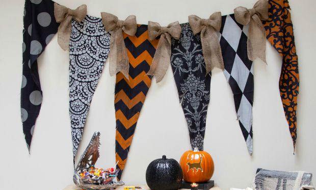 Halloween Party Décor & Stencil Tutorials