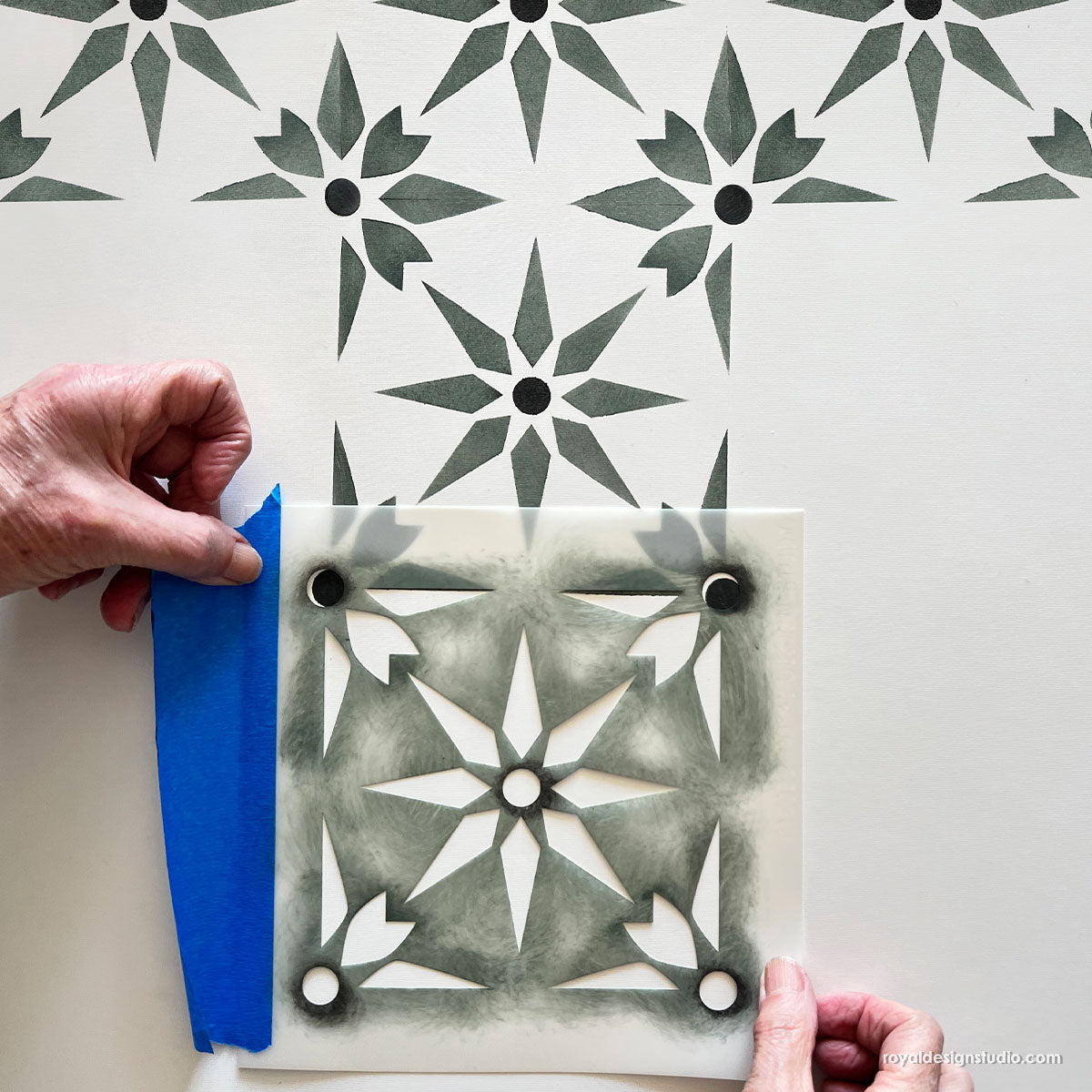 NEW! Starz Tile Stencil