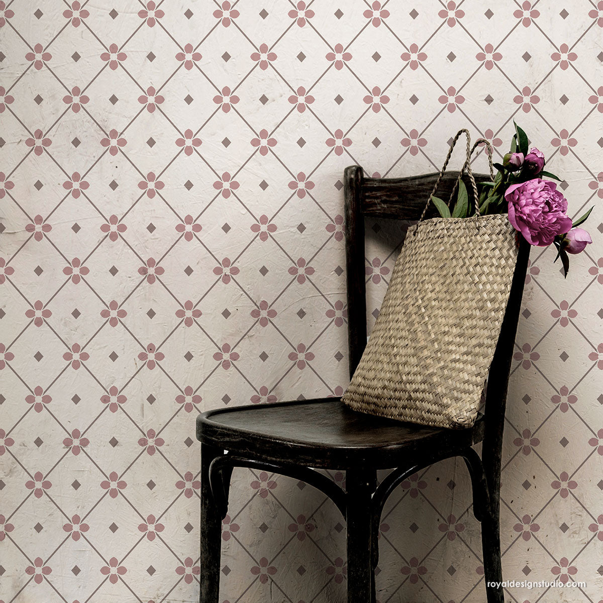 Country cottage trellis wall stencil