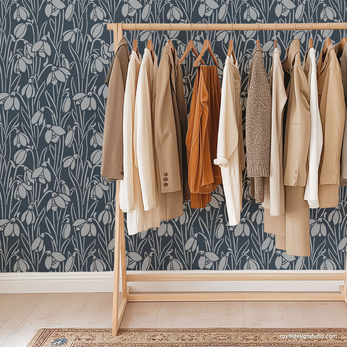 Crocus Bloom Art Nouveau Wall Stencil