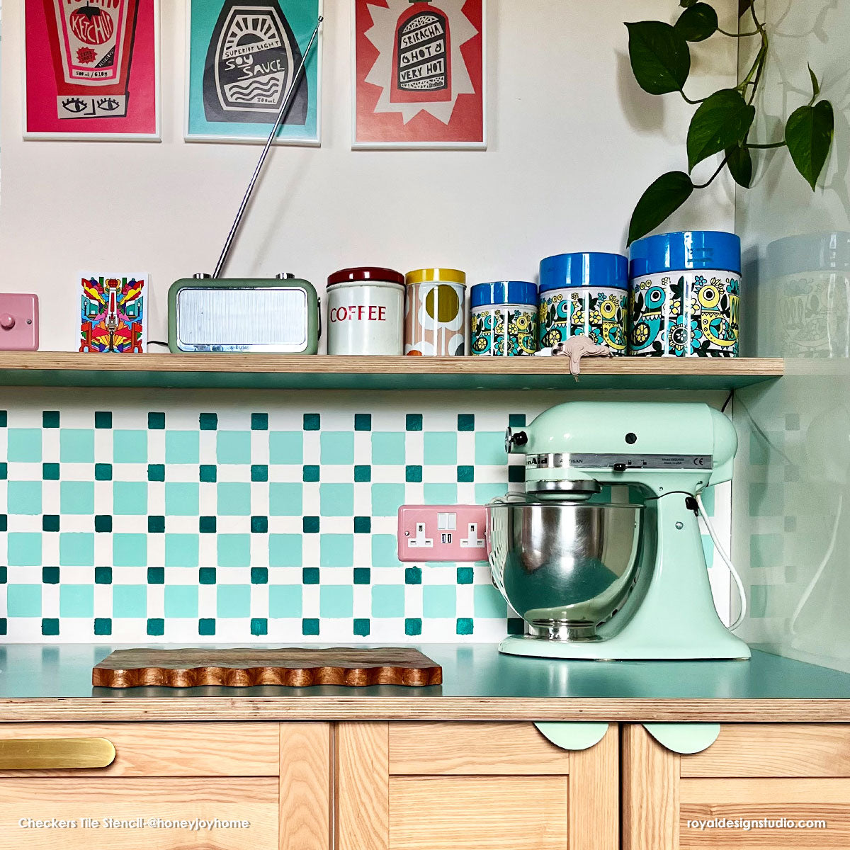 Checkers Mosaic Tile Stencil
