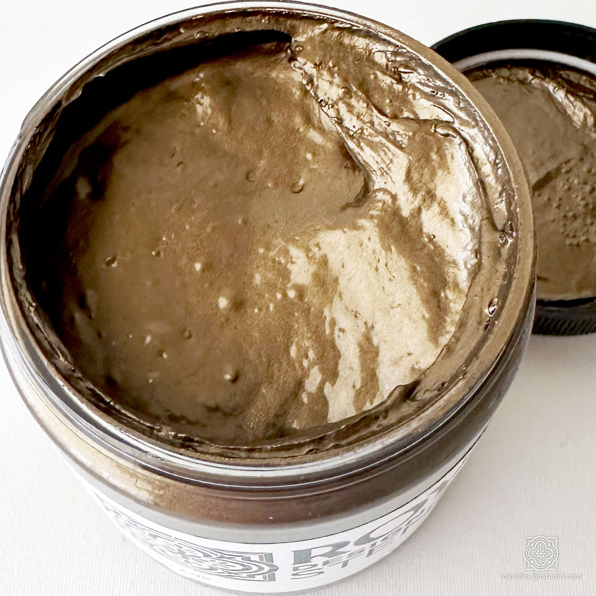 Bronze Age Stencil Creme