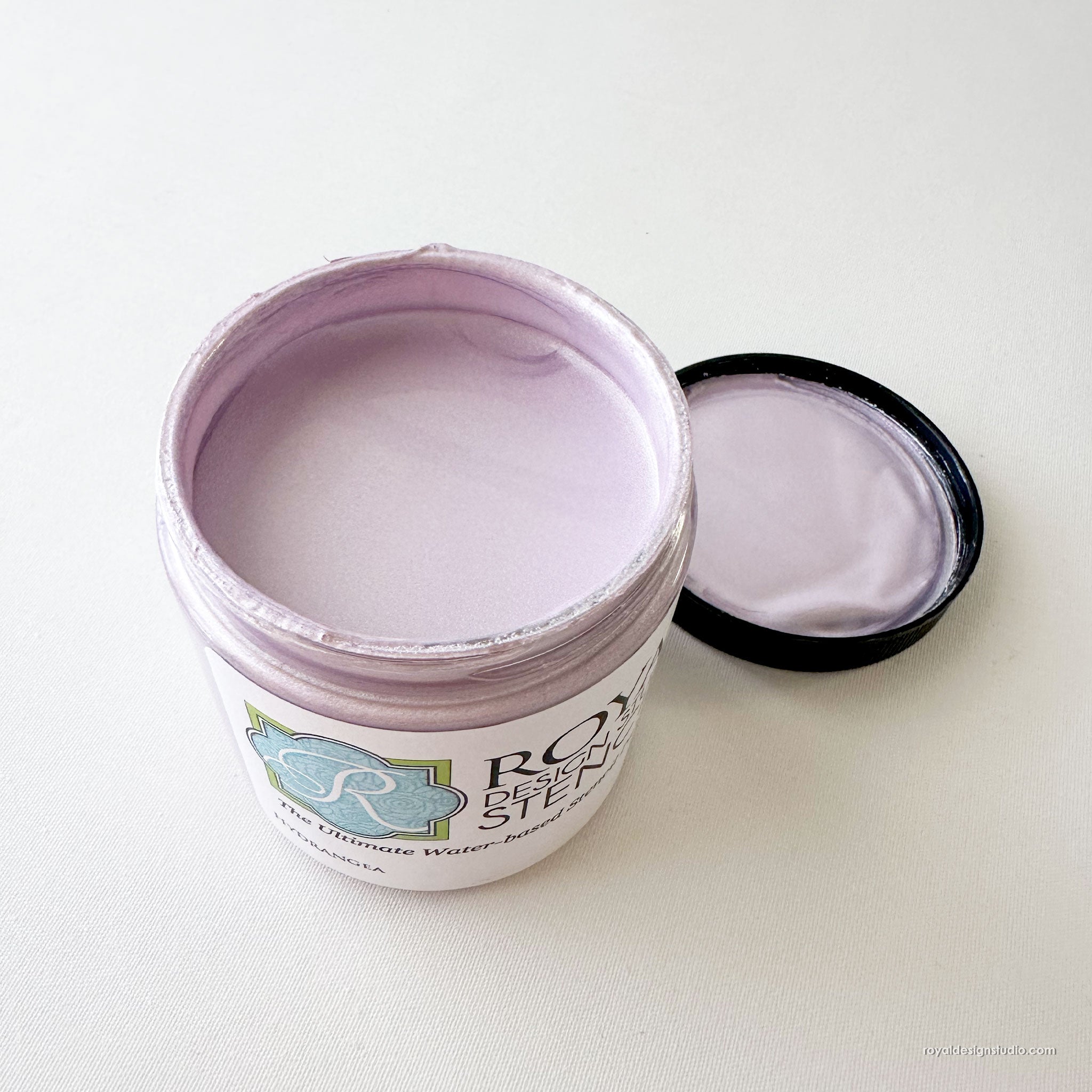 Hydrangea Stencil Creme