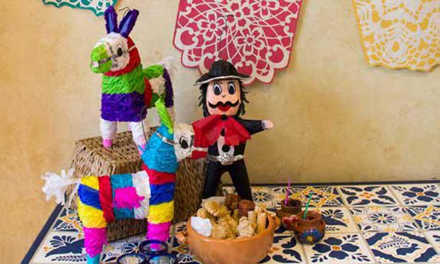 DIY Stencil Décor For Your Next Fiesta!