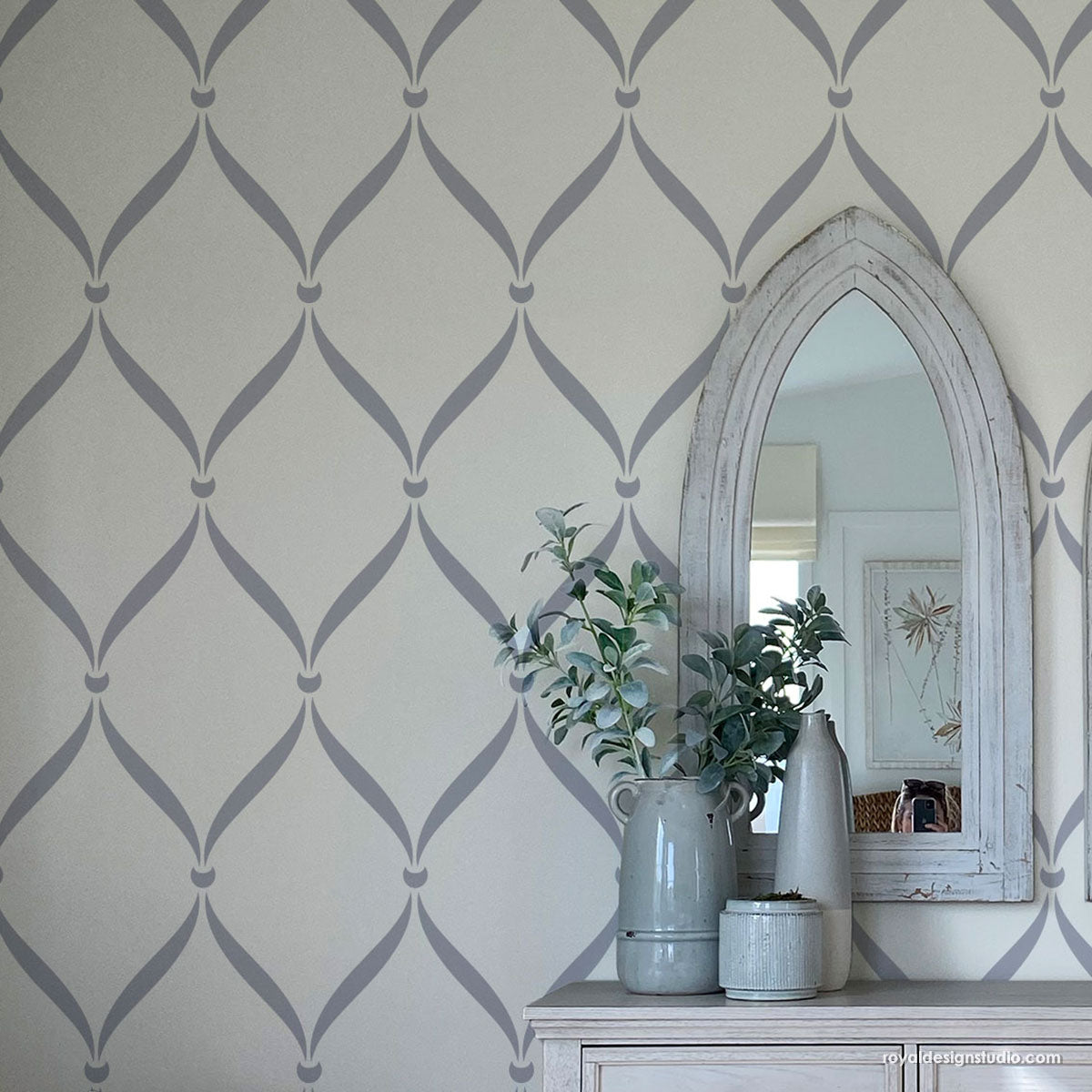 NEW! Upscaled Ribbon Lattice Wall Stencil