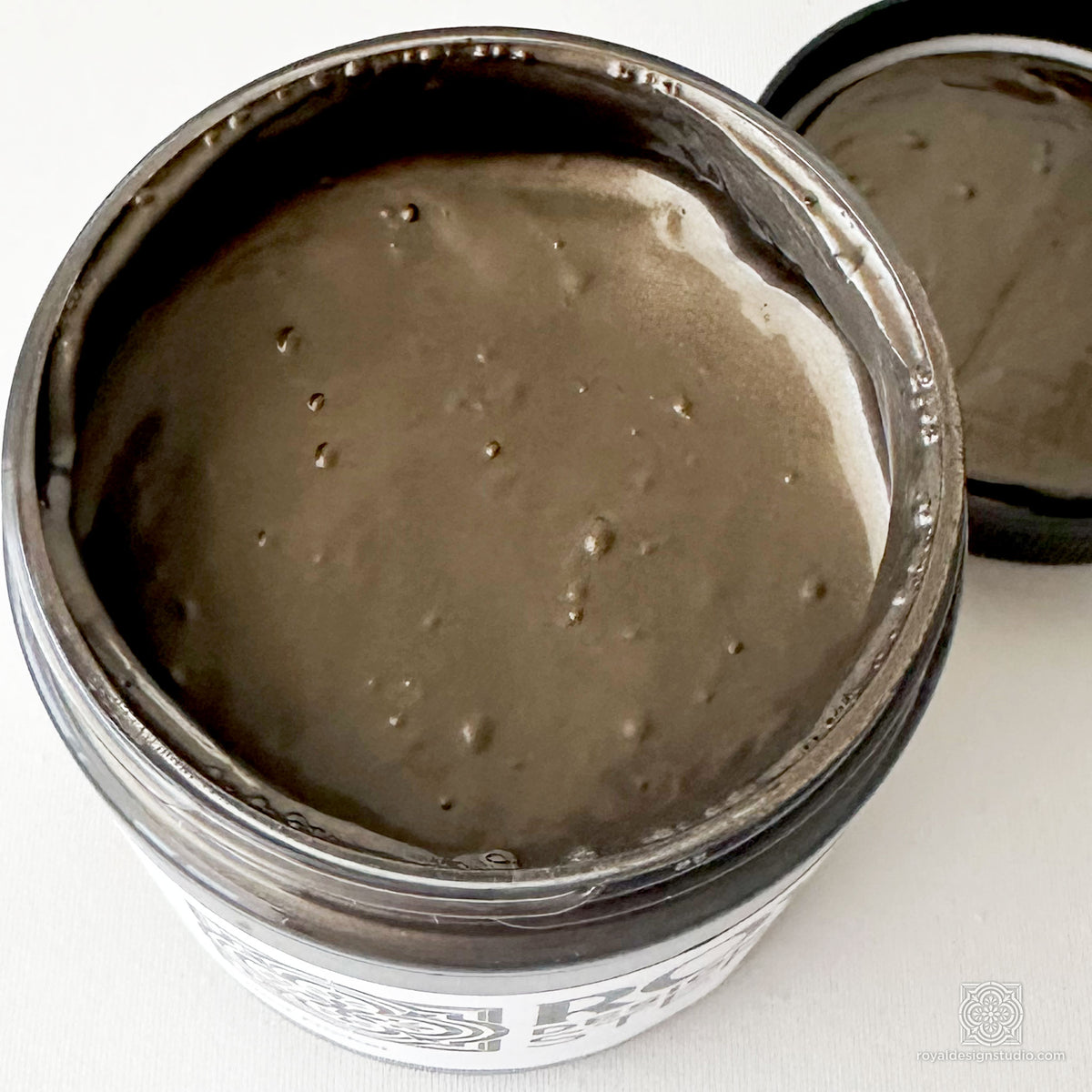 Aged Nickel Stencil Creme