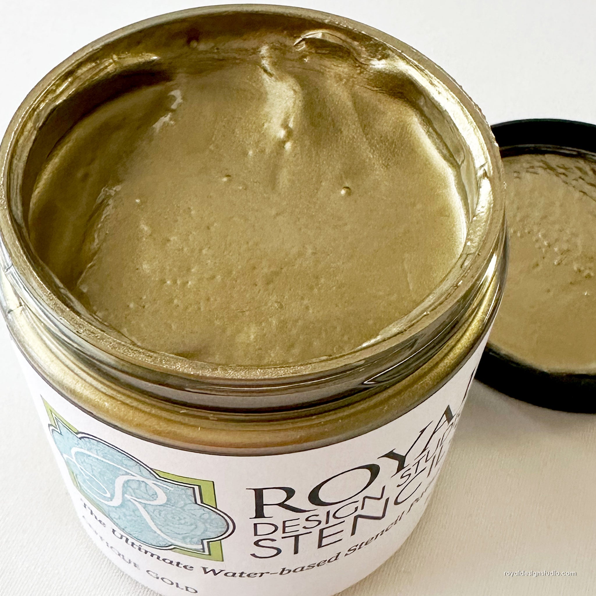Antique Gold Stencil Creme