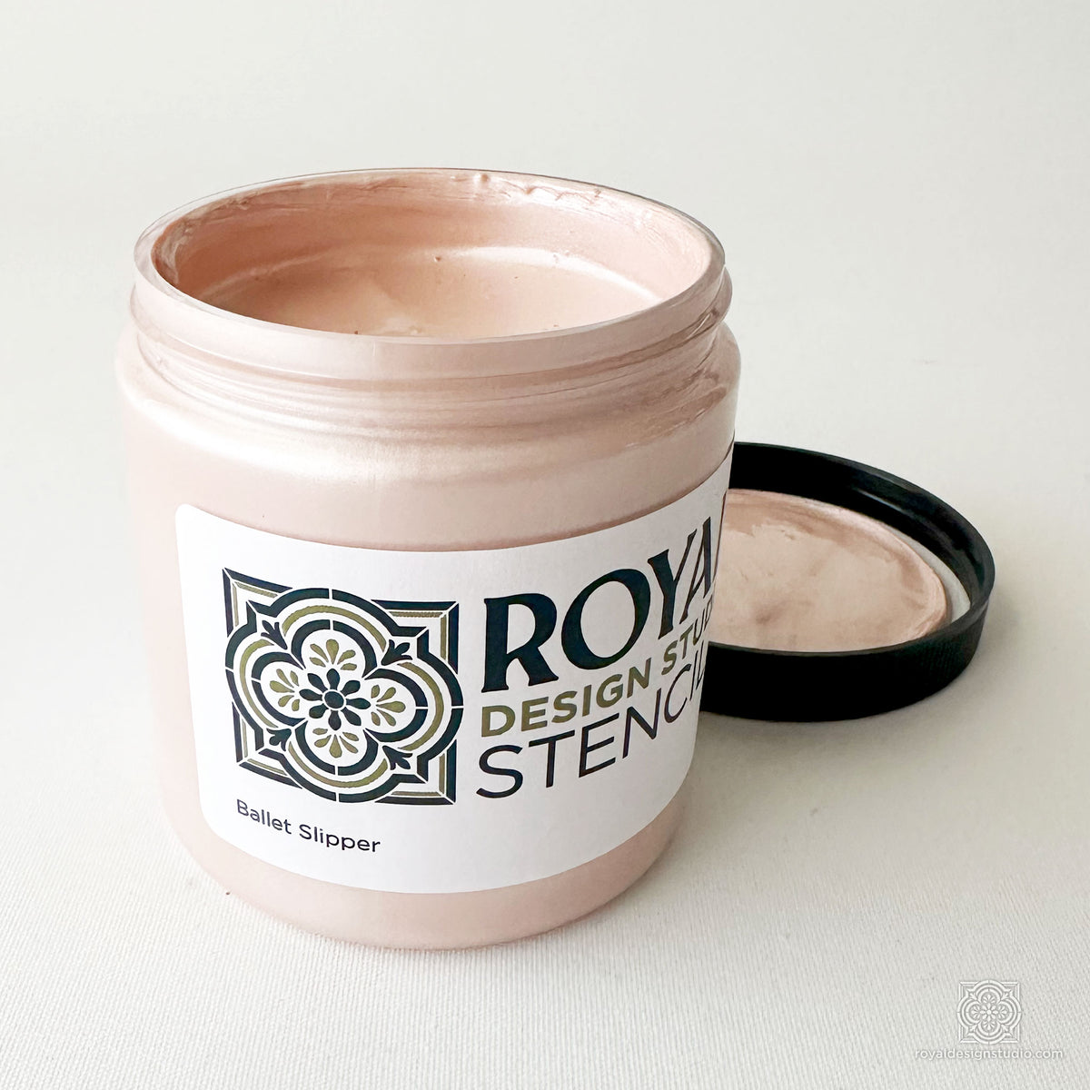 Ballet Slipper Stencil Creme
