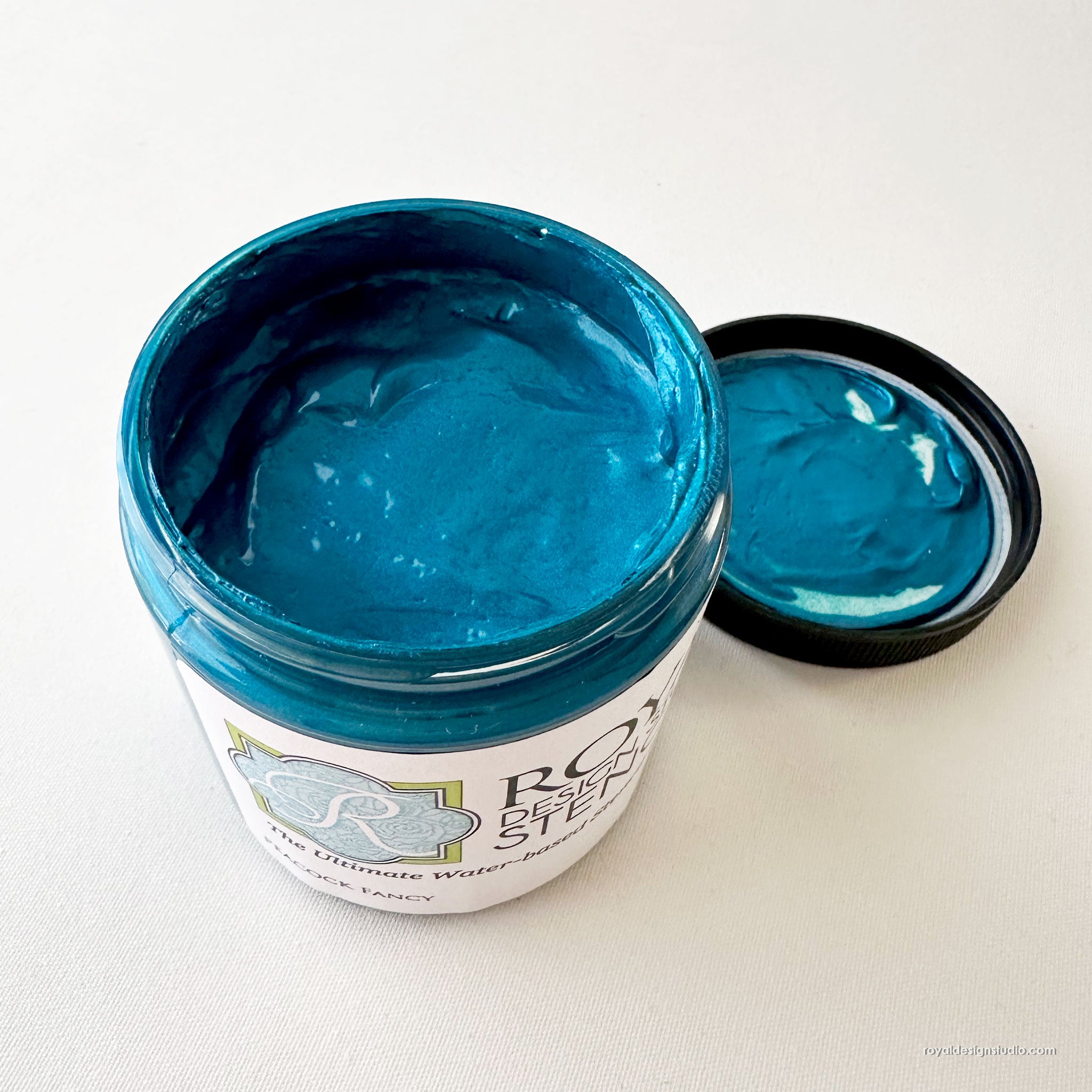 Peacock Fancy Stencil Creme