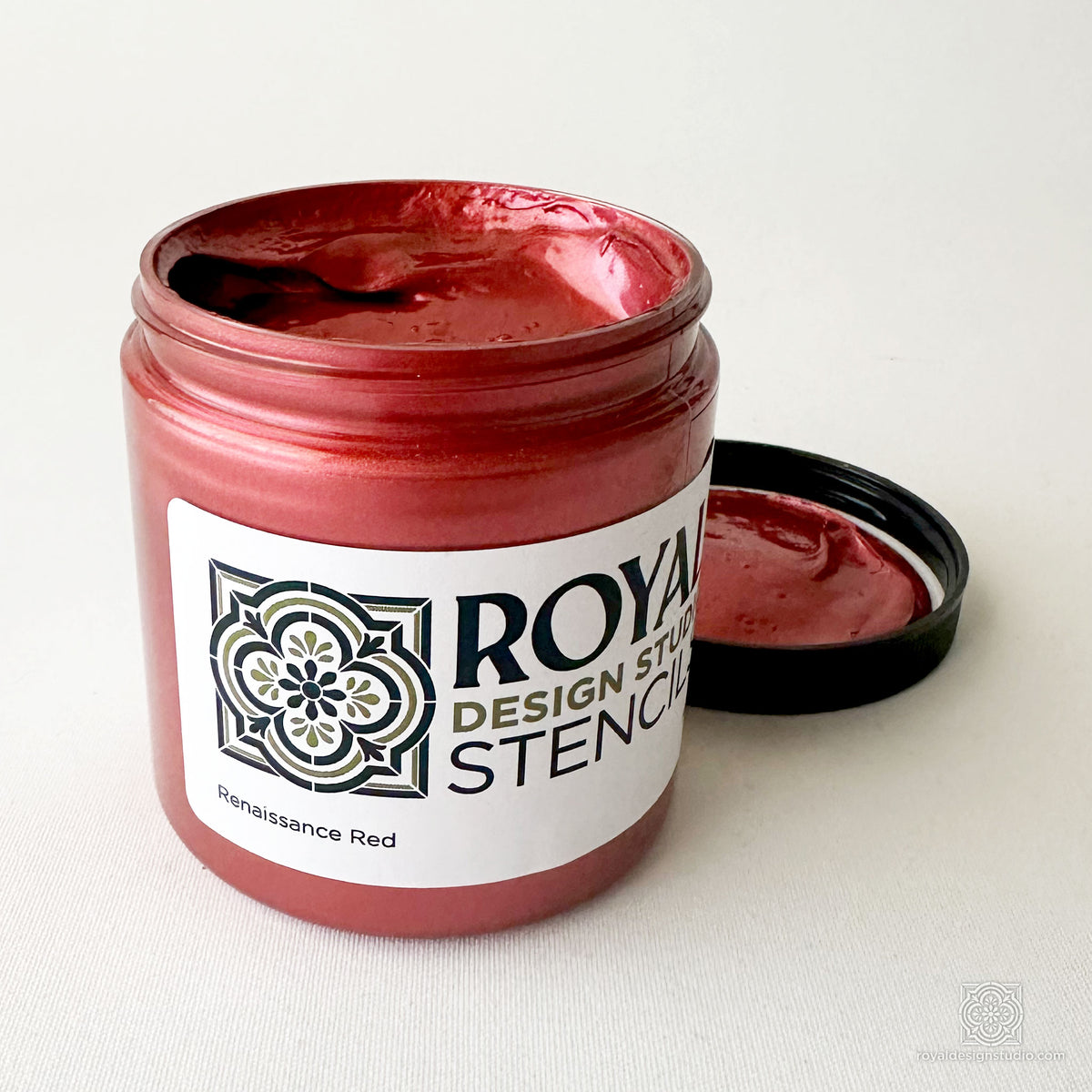 Renaissance Red Stencil Creme