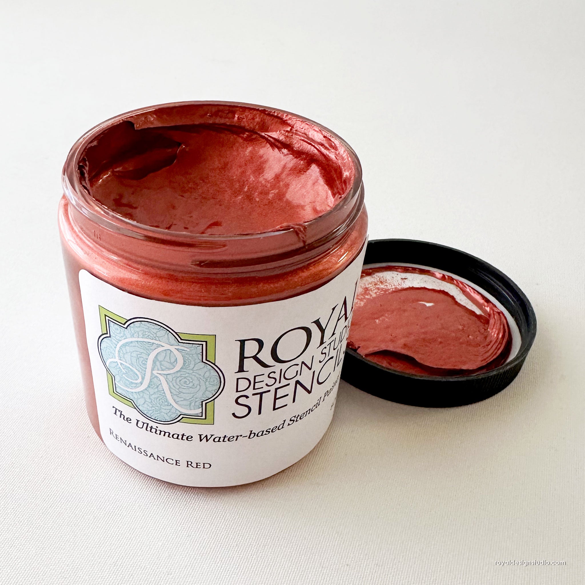 Renaissance Red Stencil Creme