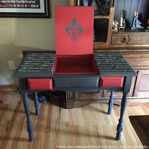 Florentine Fleur de Lis Wall Stencil