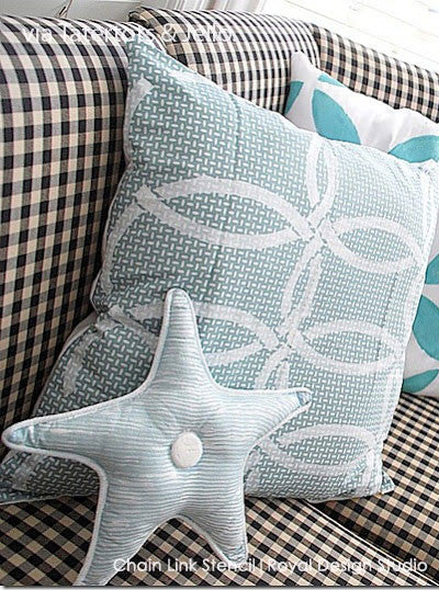 Easy DIY Project - Painted Pillows with Fabric Stencils - Chain Link Stencil